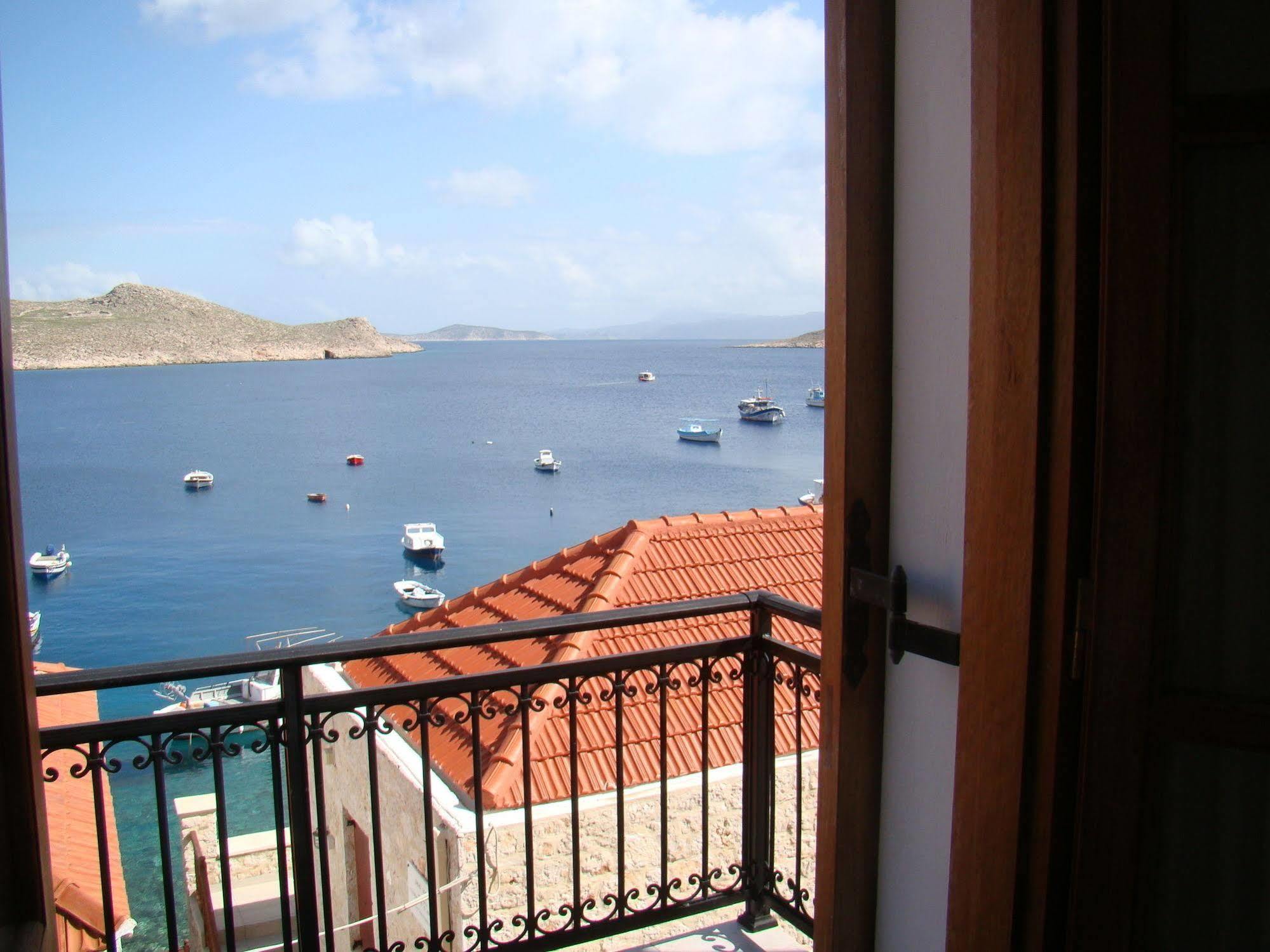 Отель Halki Sea House Экстерьер фото