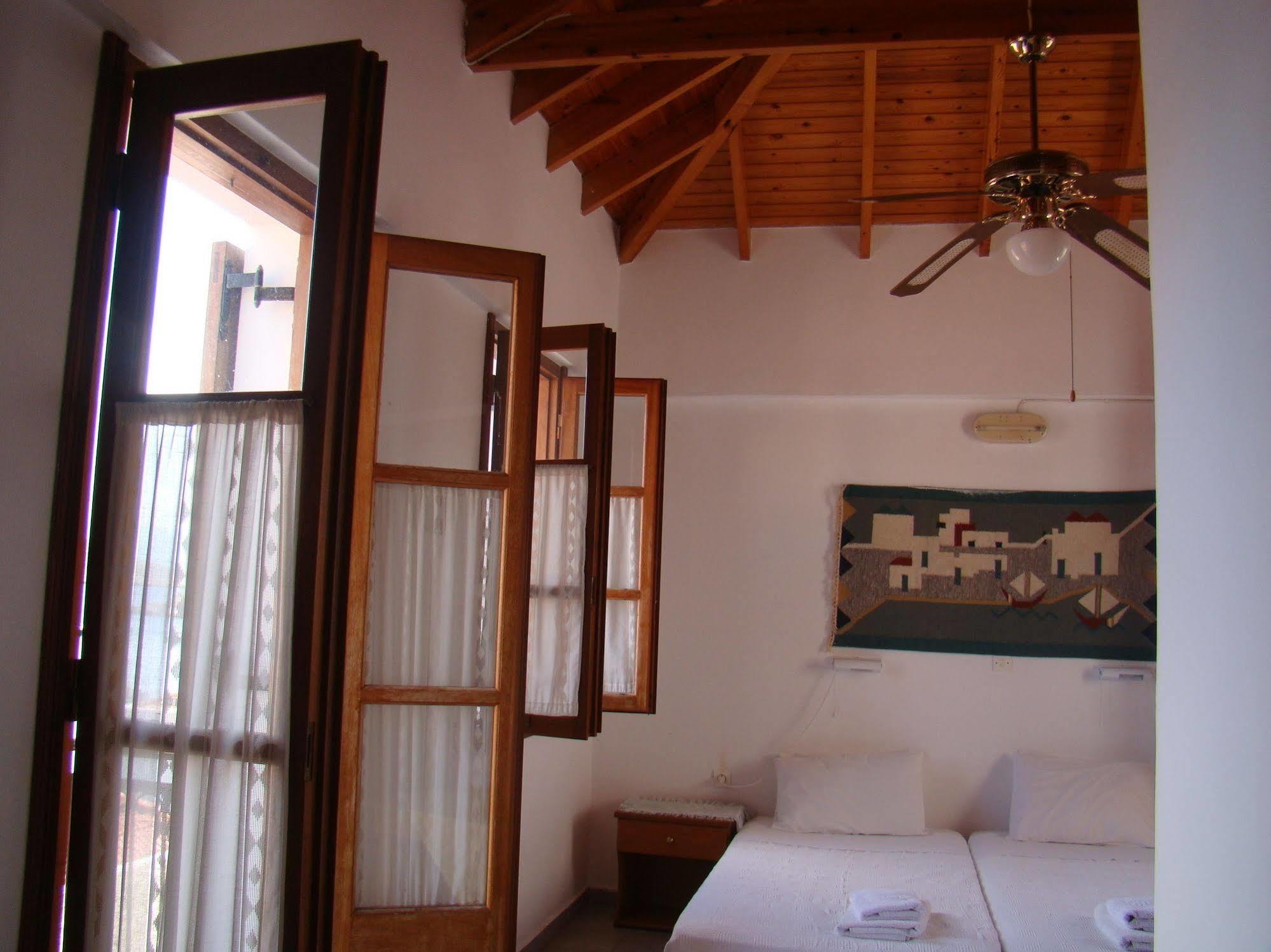 Отель Halki Sea House Экстерьер фото